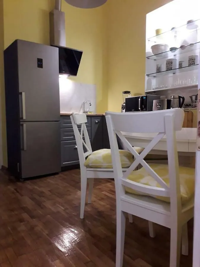 La Dolce Vita, Luxury In The Absolute Center Burgas Apartament